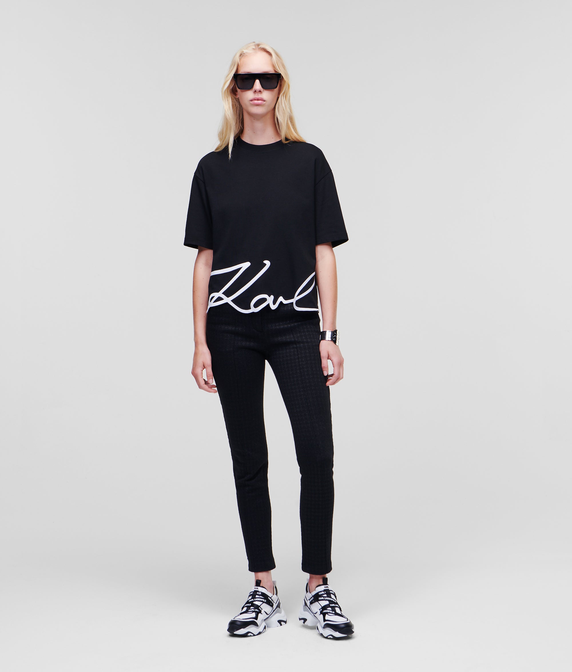SIGNATURE HEM T-SHIRT - Image 4