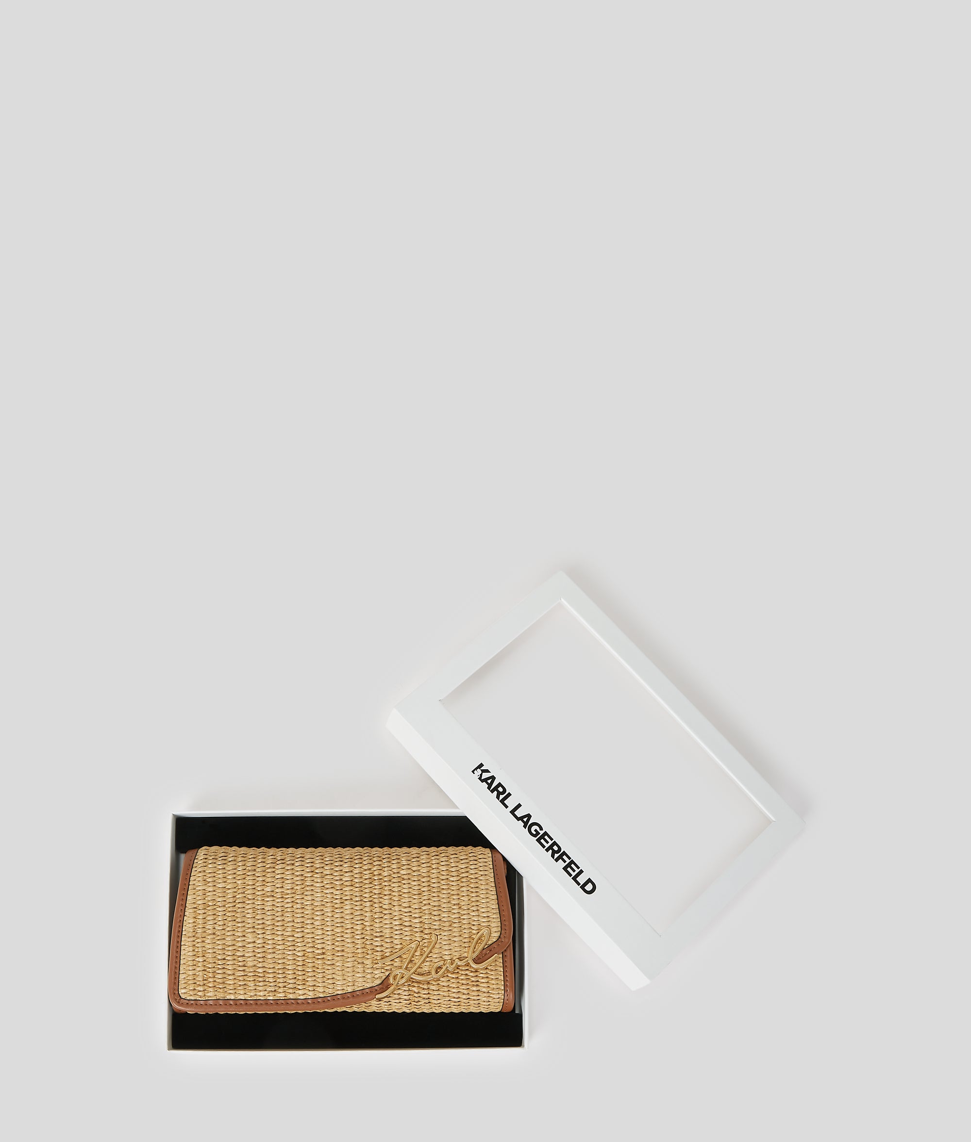 K/Signature woven wallet on chain - Image 5