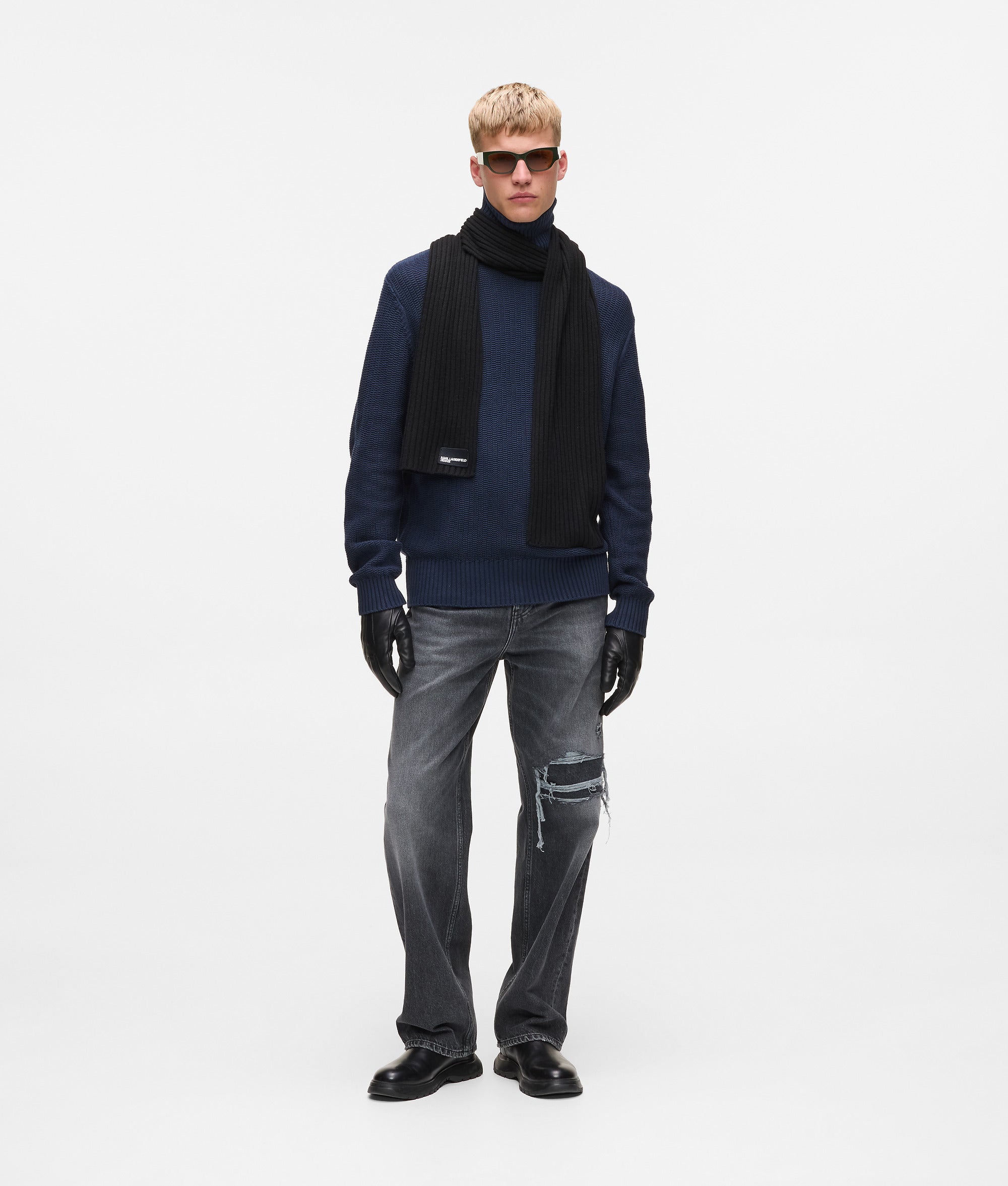Relaxed rollneck sweater - Image 4