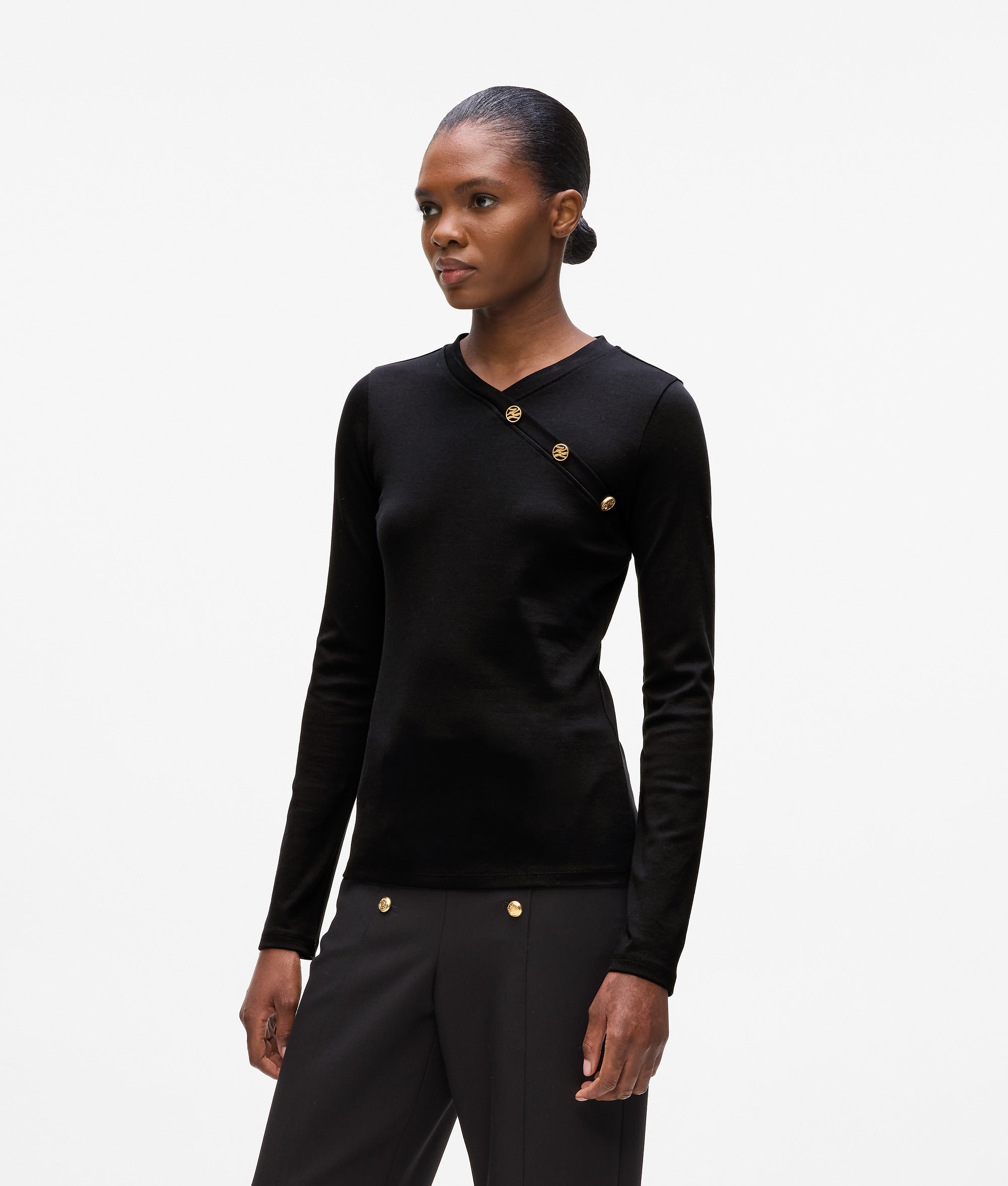 Button-detail long-sleeved T-shirt