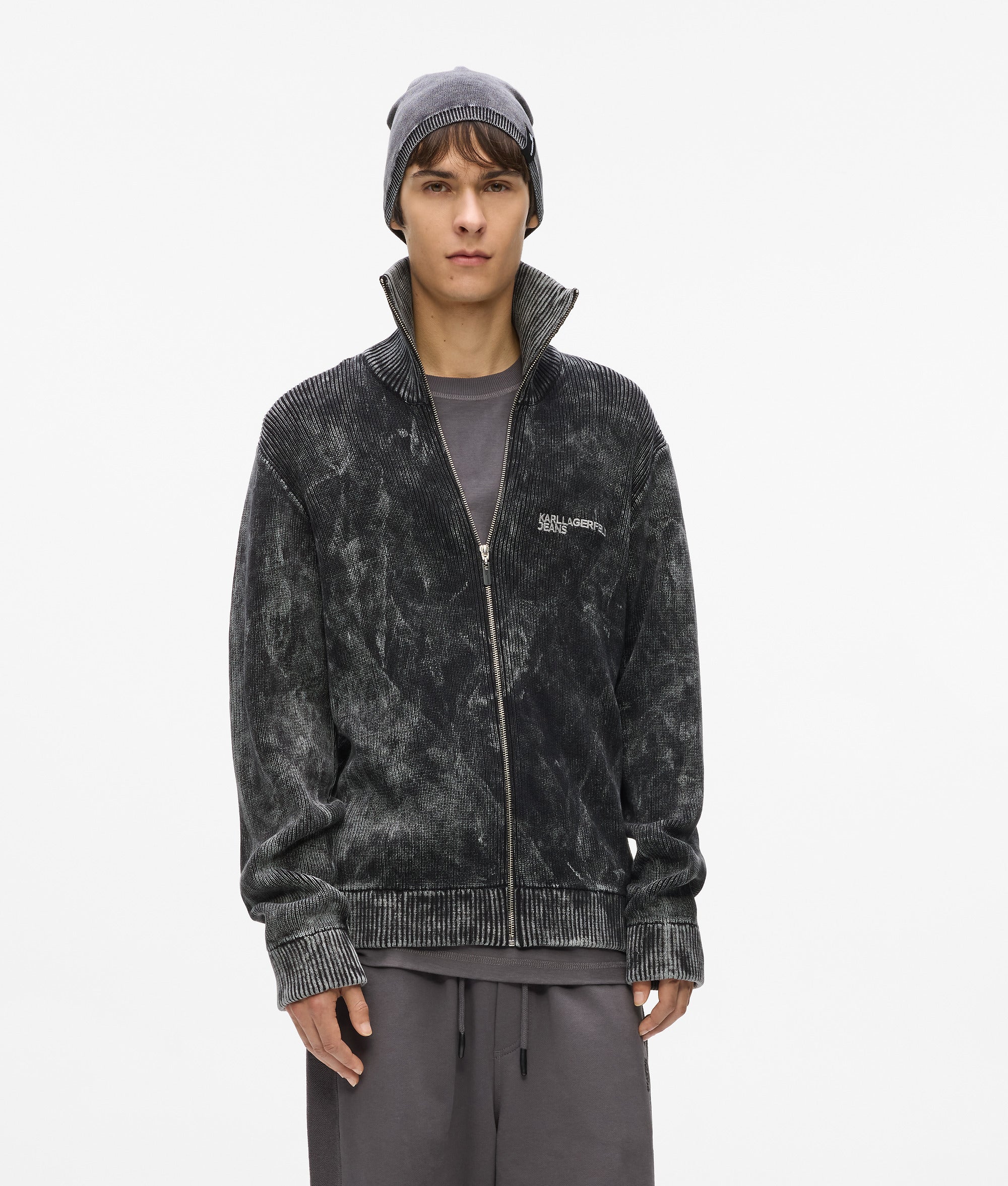 Washed zip-up sweater