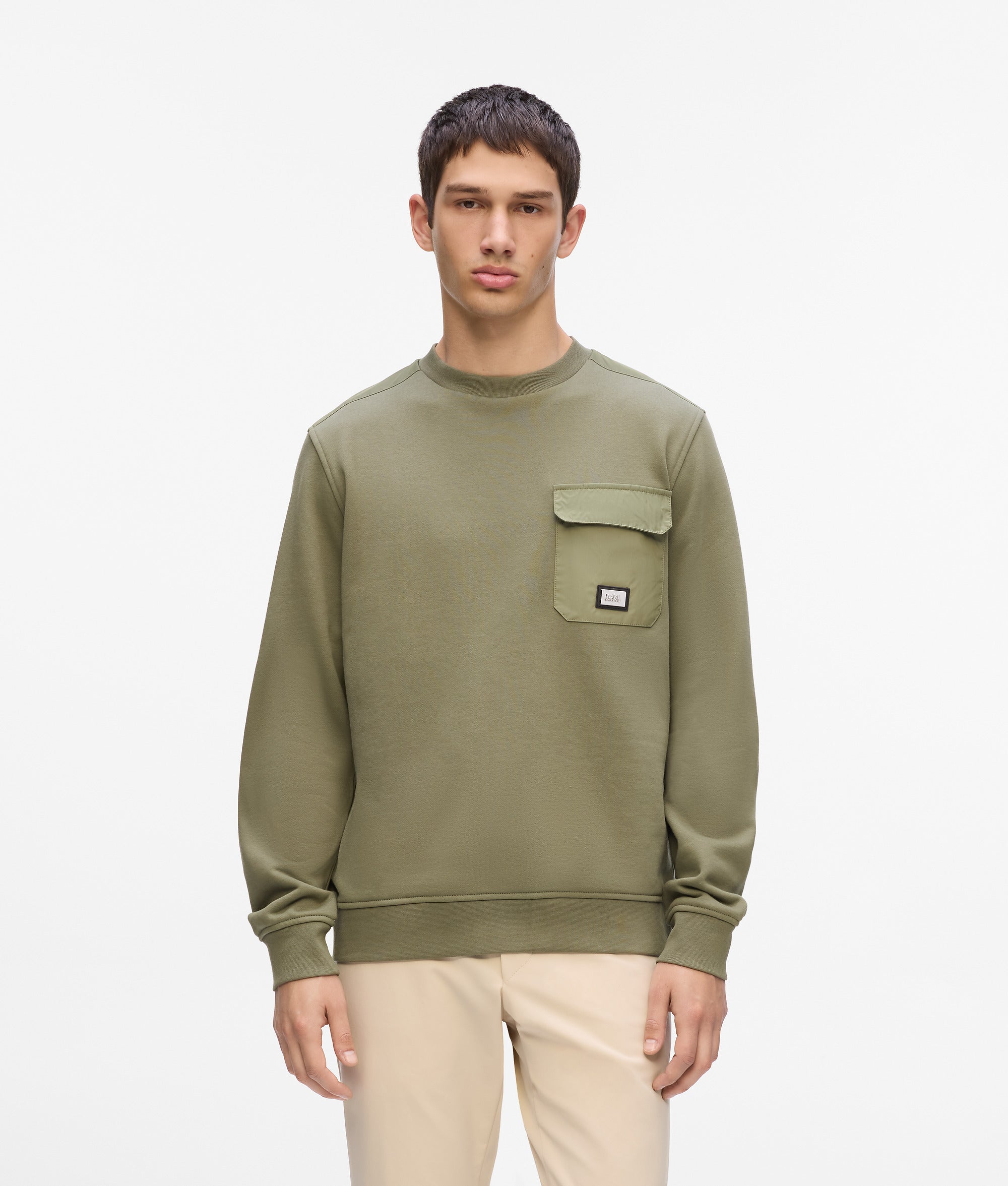 CHEST POCKET SWEATSHIRT